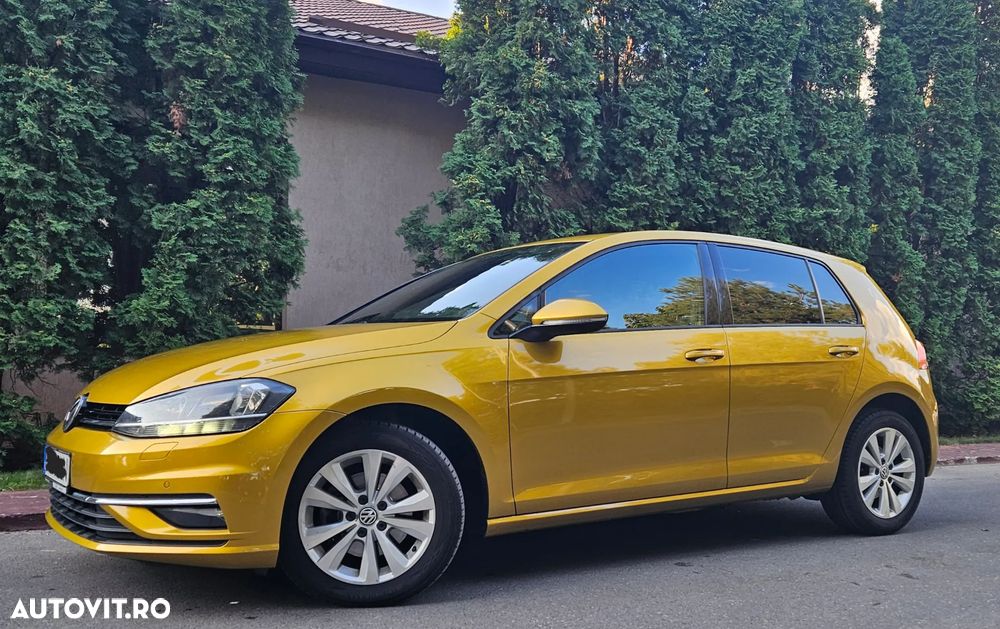 Volkswagen Golf 1.6 TDI DSG Comfortline - 2