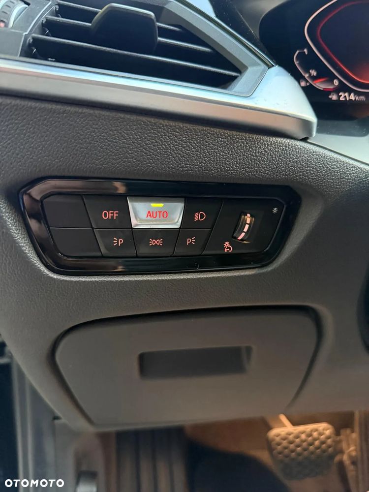 BMW Seria 3 330i xDrive - 20