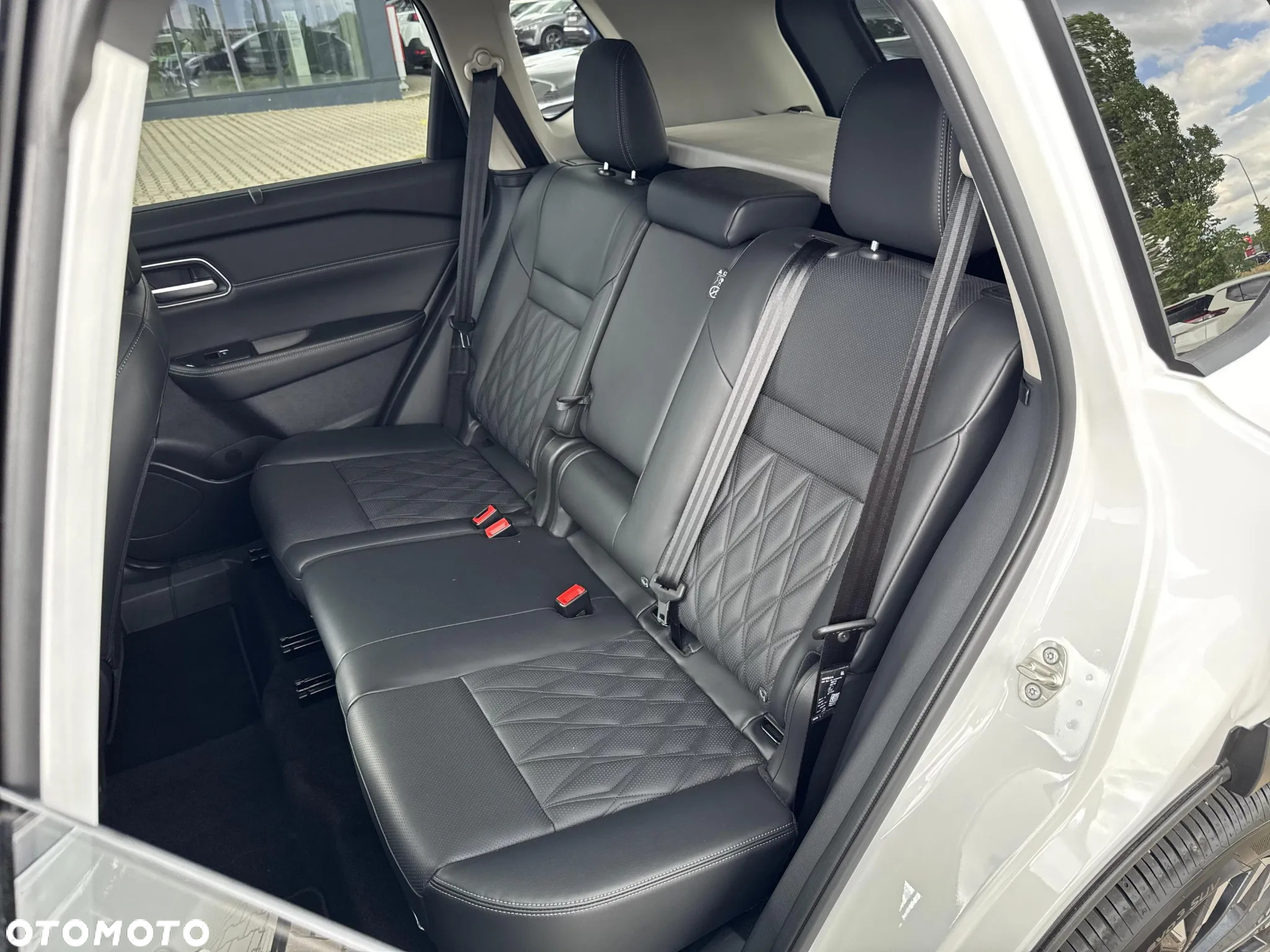 Nissan X-Trail - 11