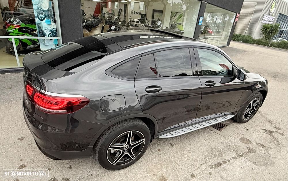 Mercedes-Benz GLC 300 de Coupe 4Matic 9G-TRONIC AMG Line Plus - 9