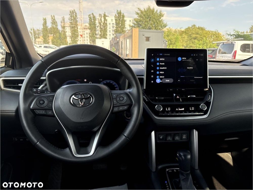 Toyota Corolla Cross 2.0 Hybrid Executive - 12