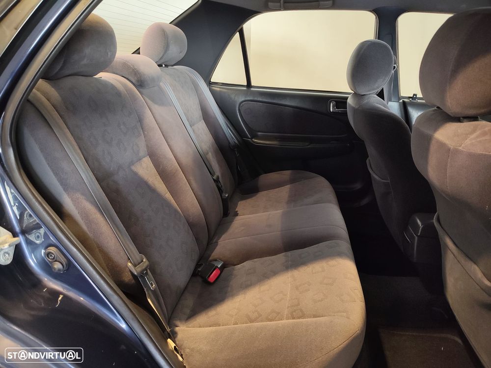 Toyota Corolla S/D 1.4 Sol TA - 27