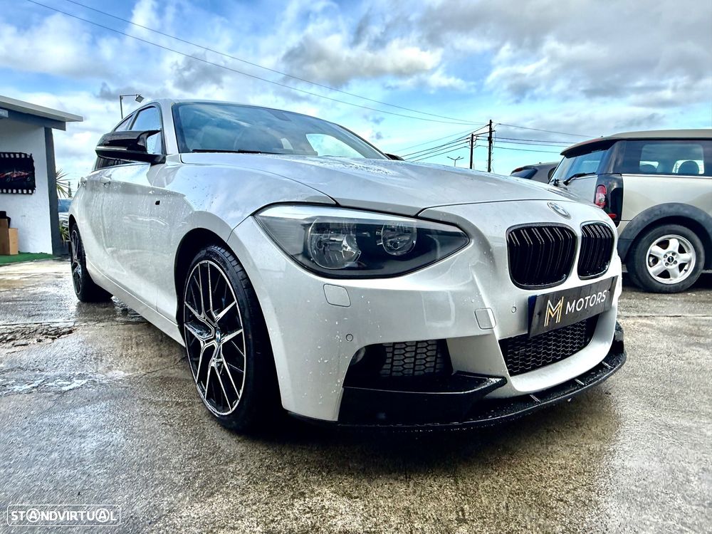BMW 116 d Pack M - 19