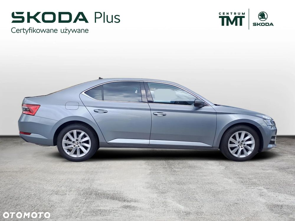 Skoda Superb 2.0 TSI Ambition DSG - 7
