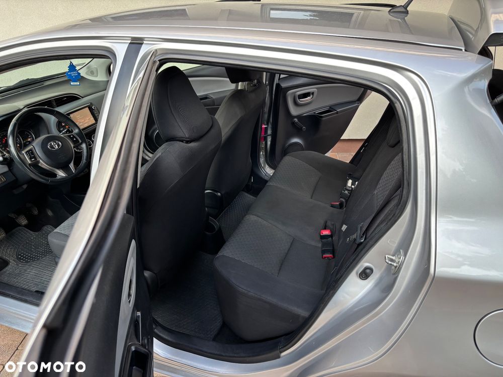 Toyota Yaris 1.33 Premium - 17