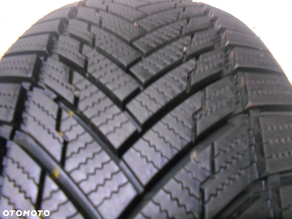OPONA POJEDYNKA 205/60R16 ROTALLA SETULA W RACE S130 DOT 3322 8MM - 2