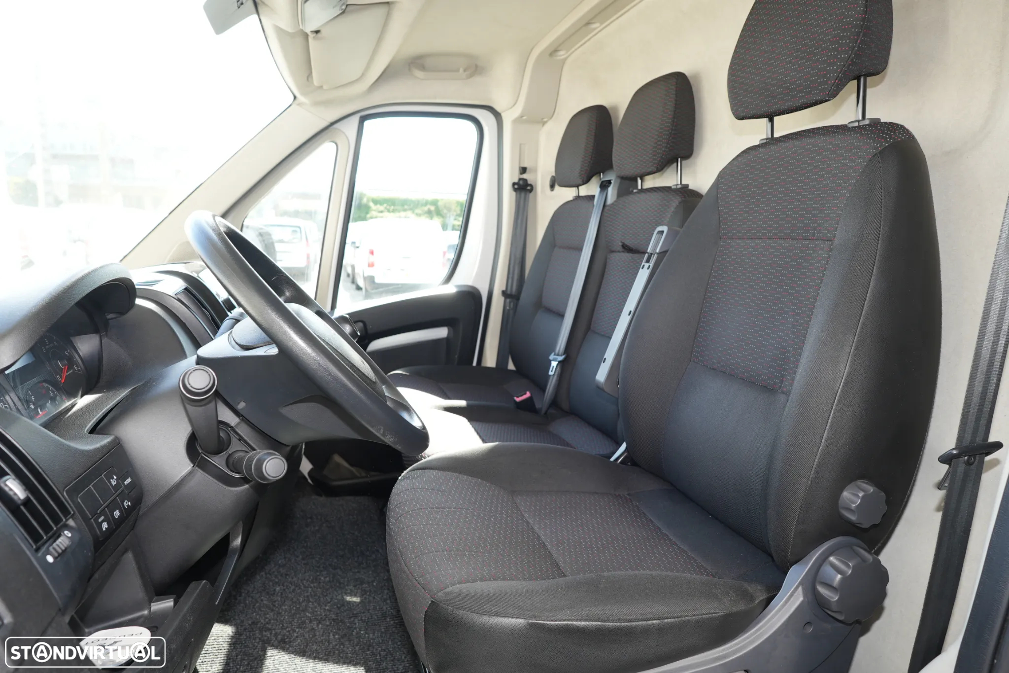 Peugeot Boxer L2H2 2.2BlueHDI 140cv - 9