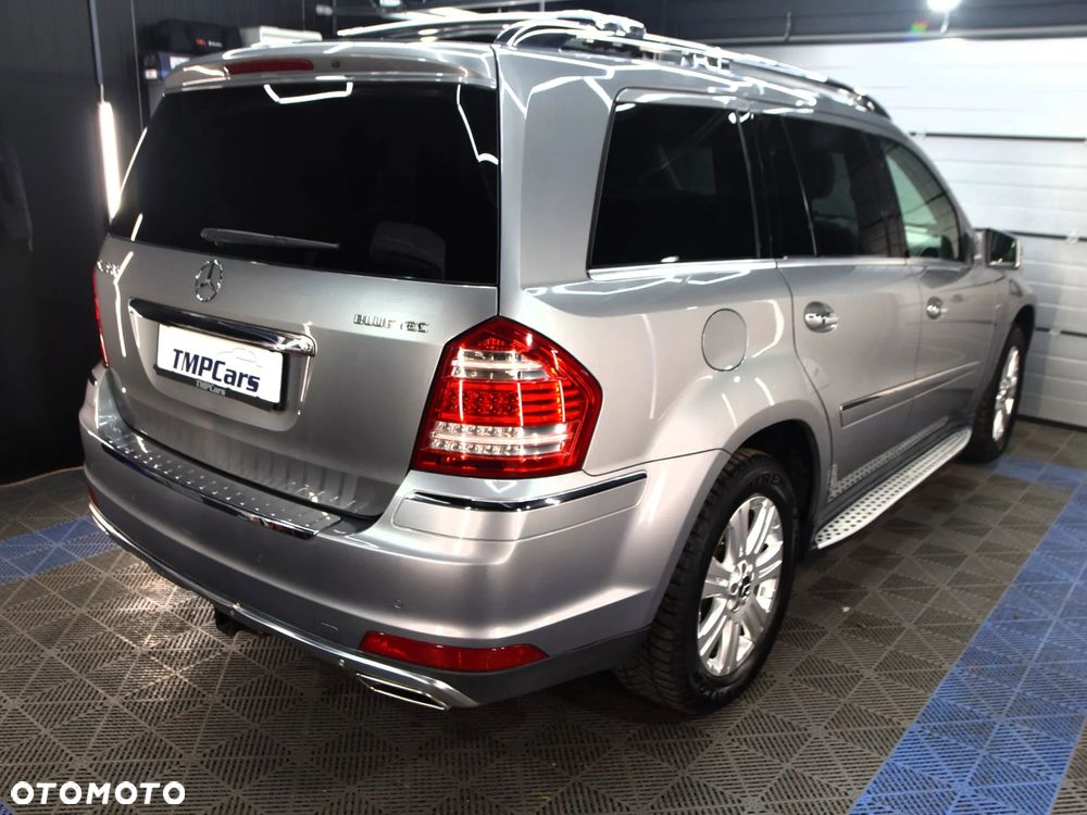 Mercedes-Benz GL - 40