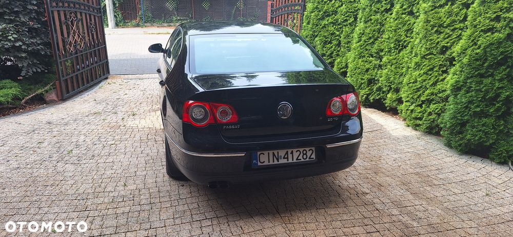 Volkswagen Passat 2.0 TDI DPF Comfortline DSG - 19