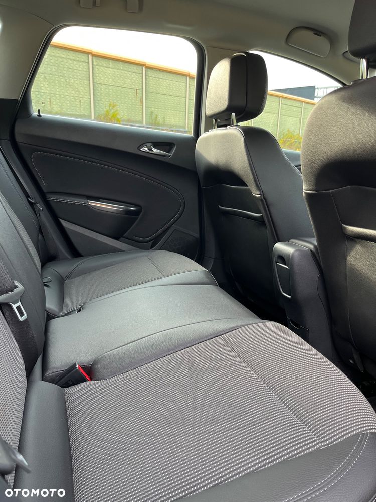 Opel Astra 1.4 T Cosmo - 15