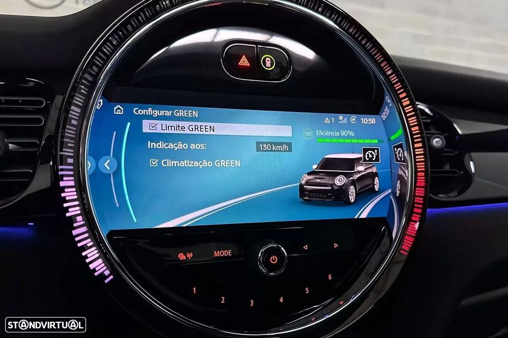 MINI 5 Portas Cooper S Premium JCW Auto - 29