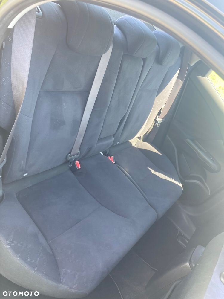 Honda Civic 1.8 Sport - 22