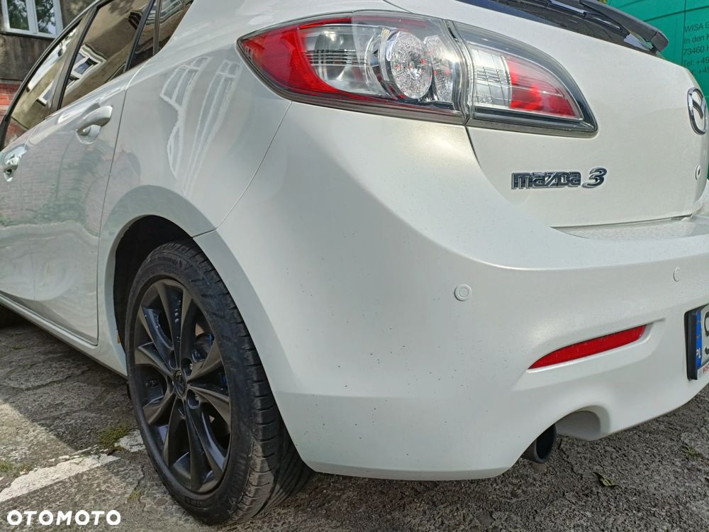 Mazda 3 2.0 Exclusive + - 23