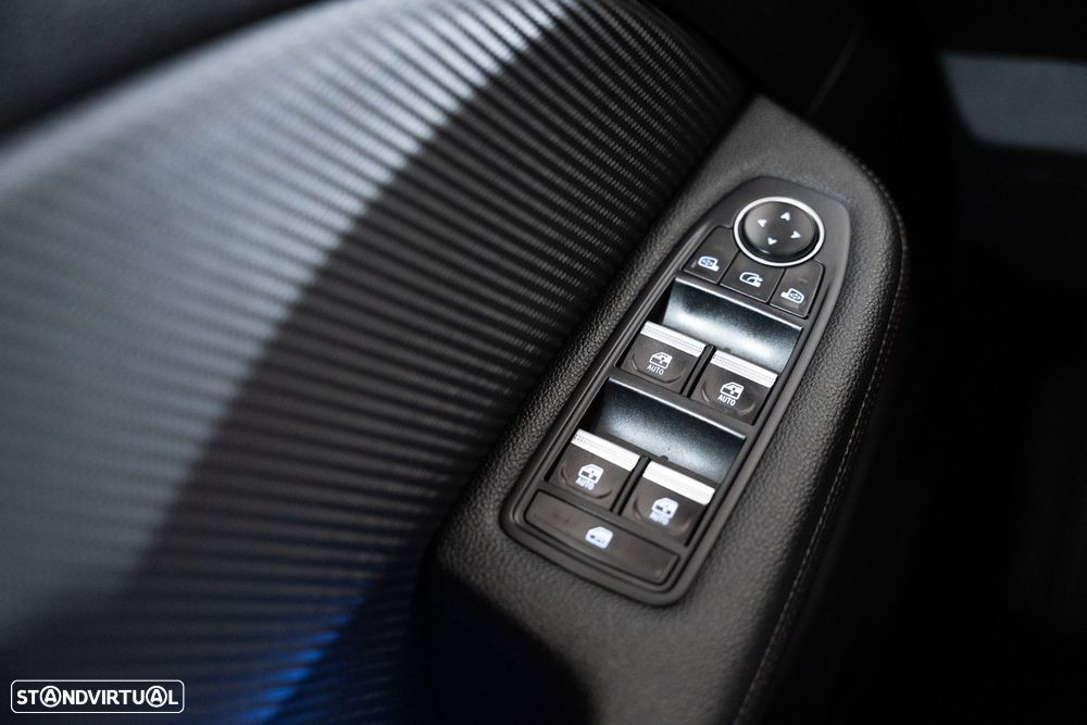 Renault Clio 1.0 TCe RS Line - 18