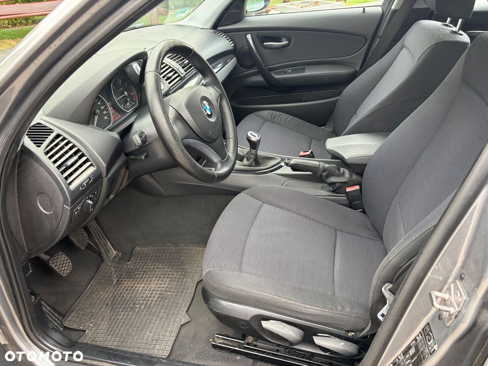 BMW Seria 1 - 28