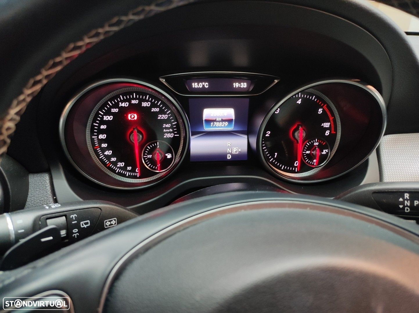 Mercedes-Benz CLA 180 - 12