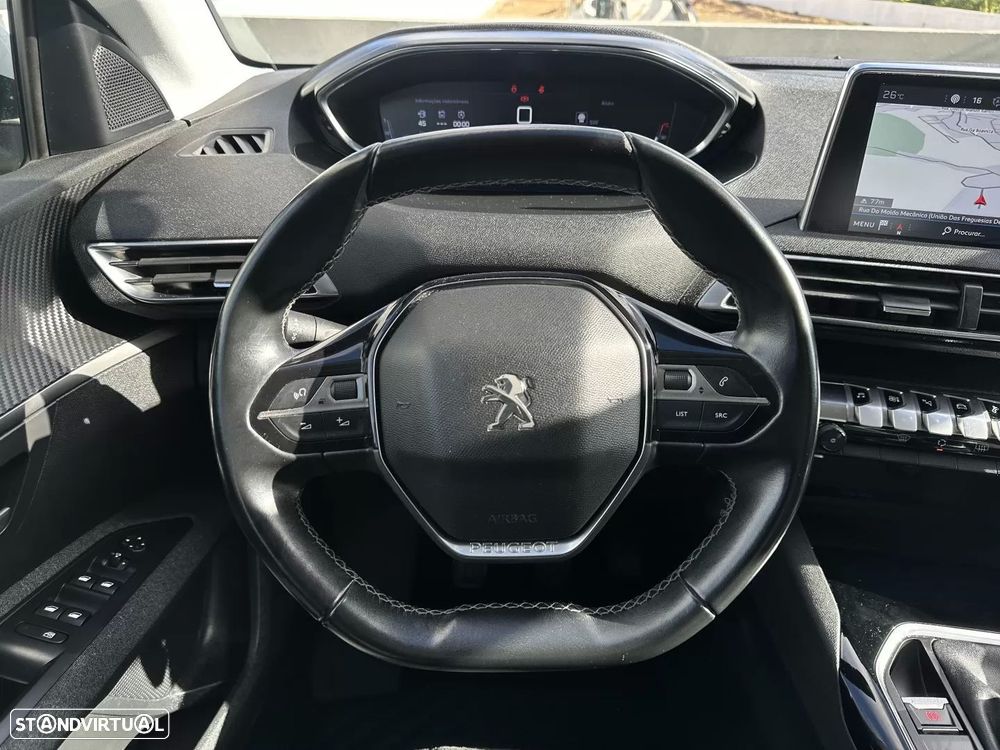 Peugeot 5008 1.2 PureTech Allure Pack - 33