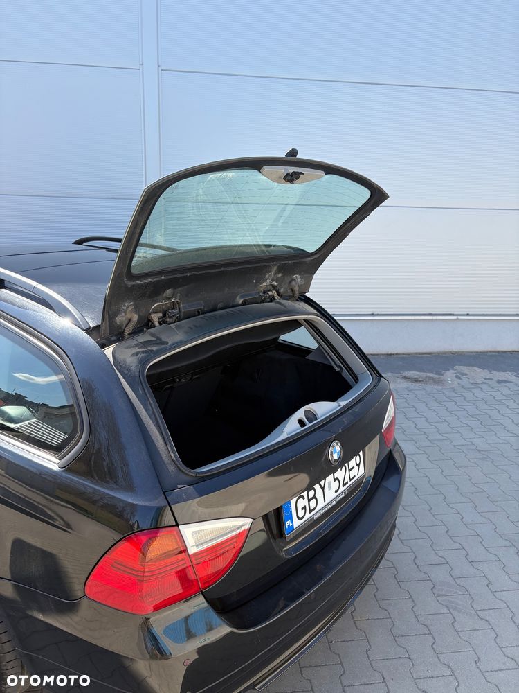 BMW Seria 3 320d DPF Blue Performance Edition Fleet Exclusive - 26