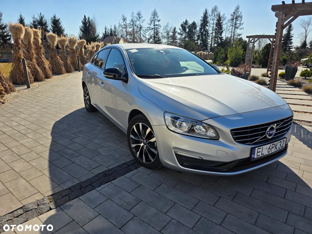 Volvo S60 T3 Geartronic Kinetic - 3