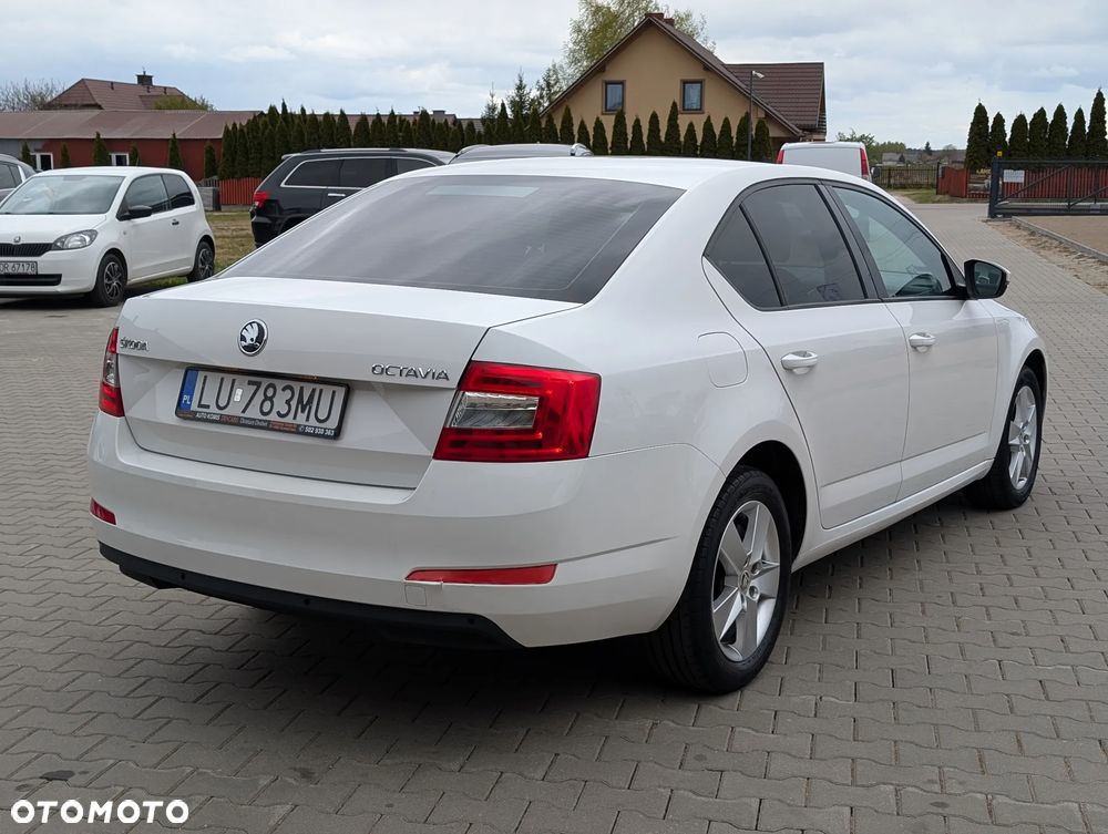 Skoda Octavia 1.6 TDI Style - 16