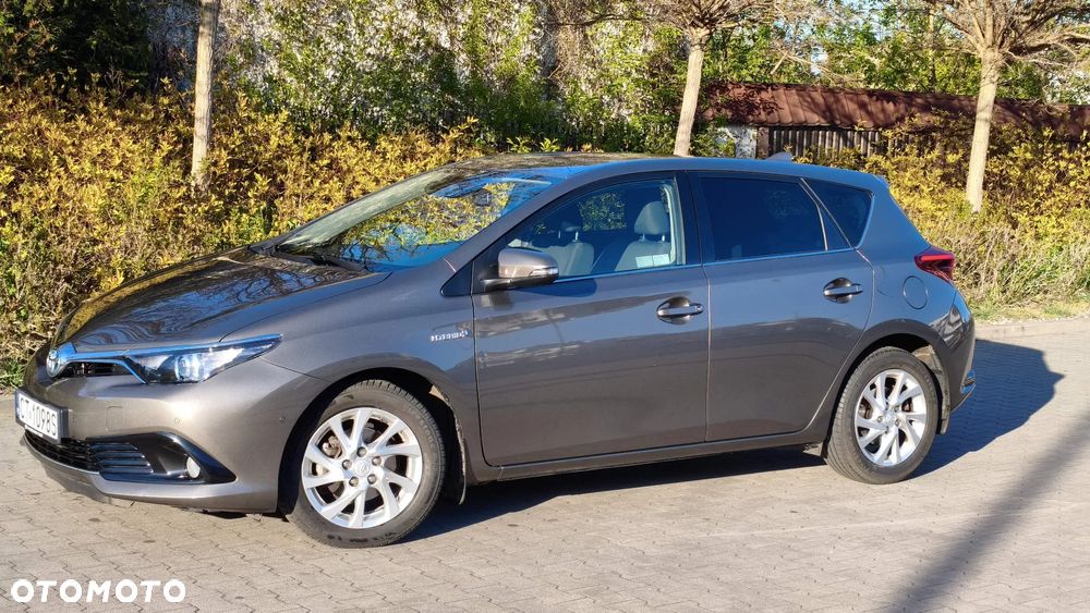 Toyota Auris - 13