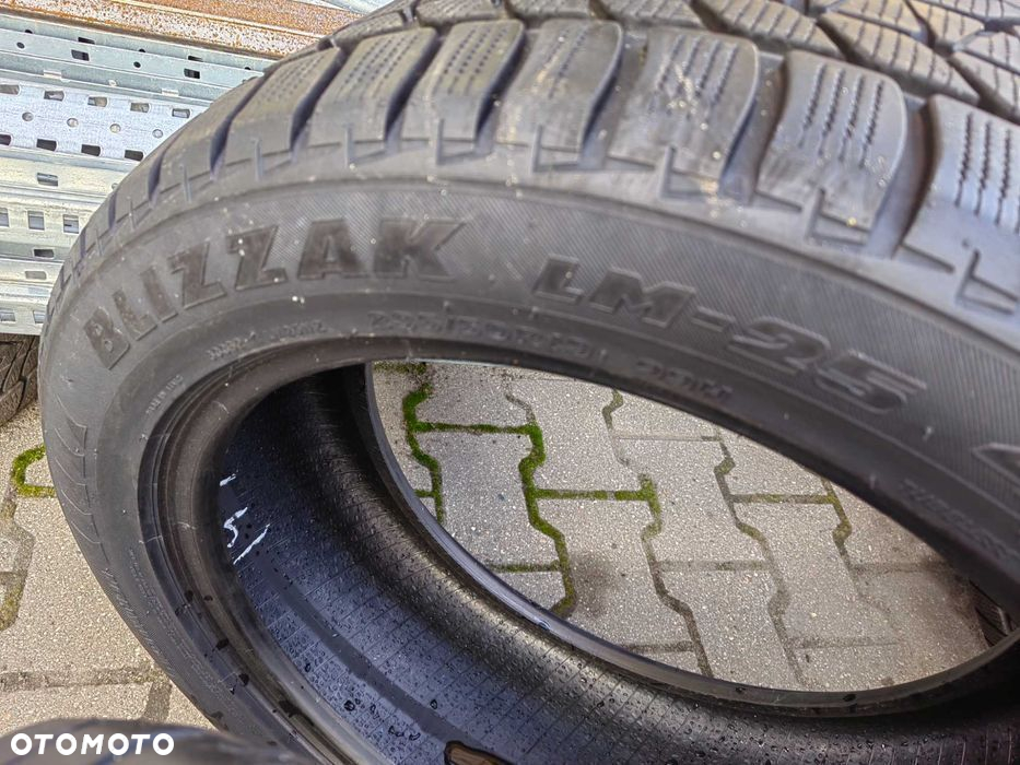 235/50R19 99H Bridgestone Blizzak LM 25 para zima PZ52 K5 - 5