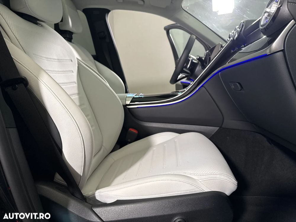 Mercedes-Benz GLC 300 d 4MATIC MHEV - 13