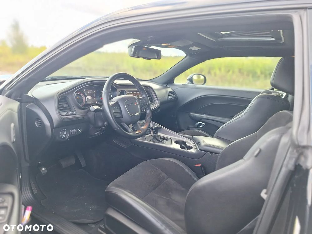 Dodge Challenger 5.7 R/T - 16