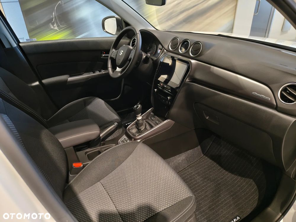 Suzuki Vitara 1.4 Boosterjet mHEV Premium Plus 4WD - 12