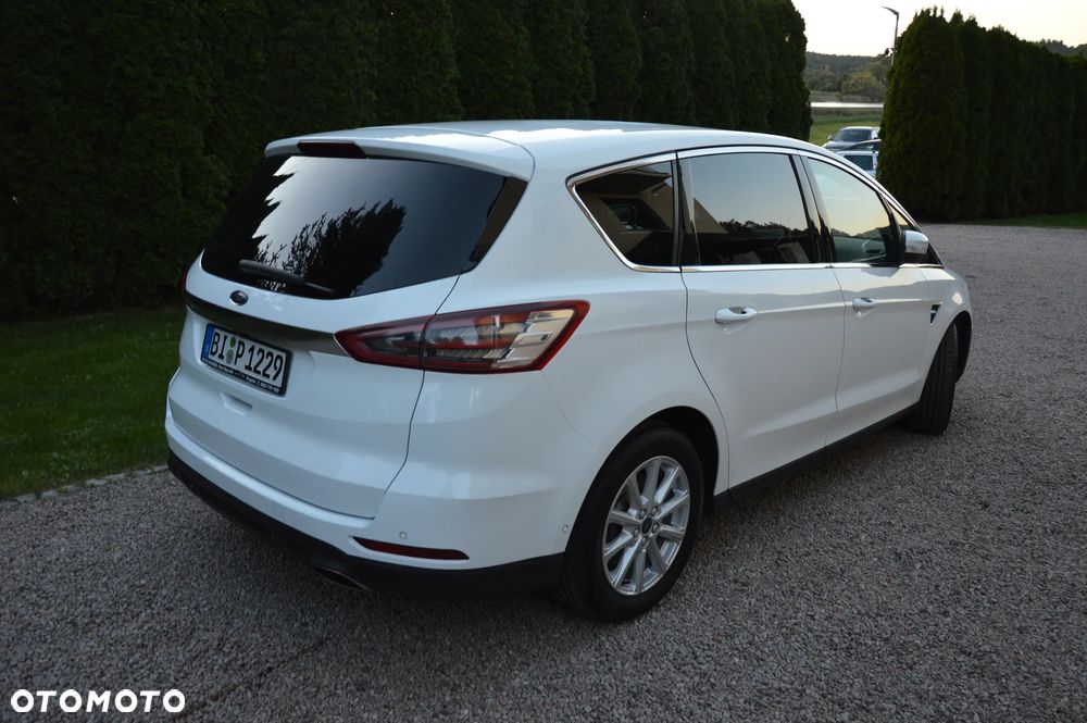 Ford S-Max - 21