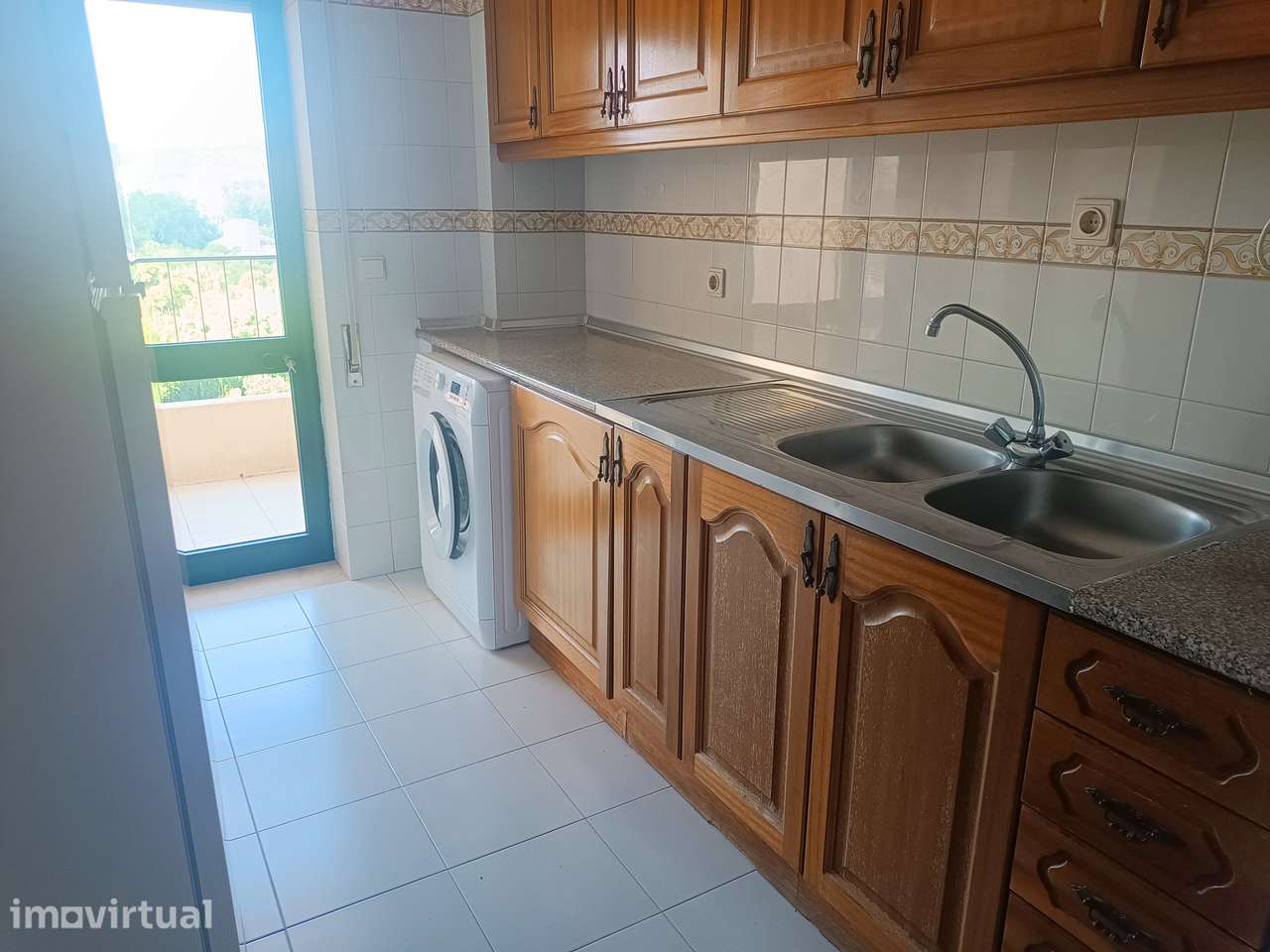 Apartamento T0 em Coimbra (Bairro Norton Matos) - Grande imagem: 4/9