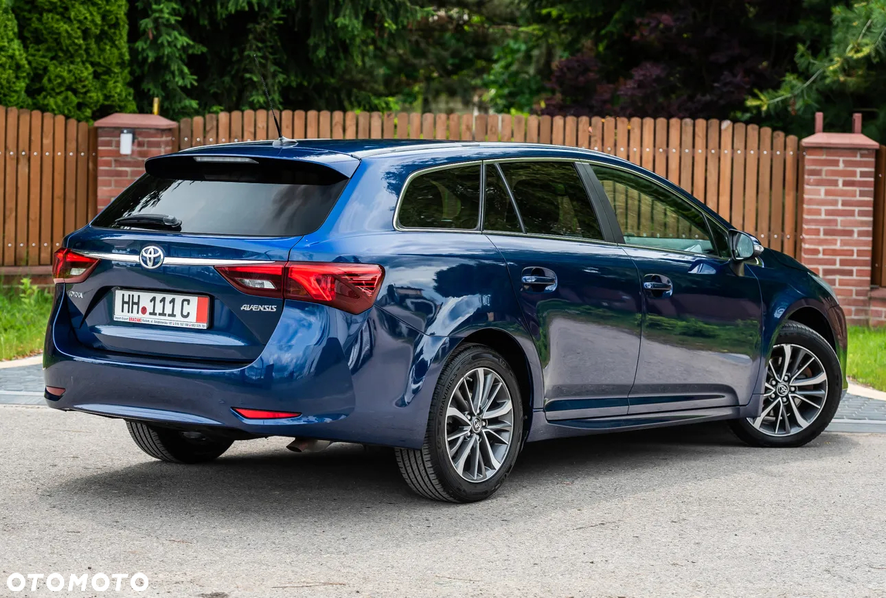 Toyota Avensis 2.0 D-4D Premium - 13
