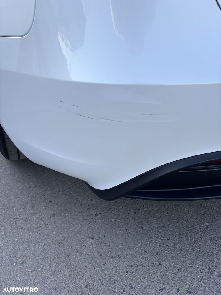 TESLA Model 3 2023 — imagine 15