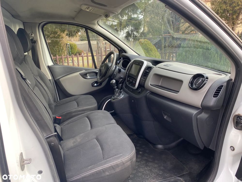 Renault TRAFIC - 4