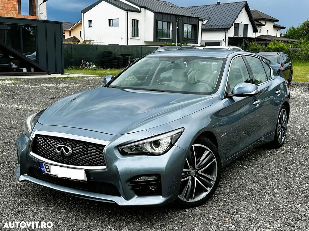 Infiniti Q50 - 2