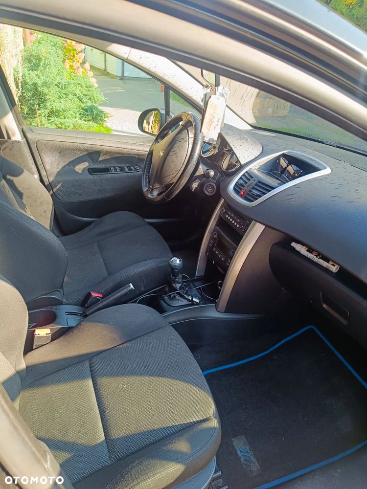 Peugeot 207 1.6 Premium - 13