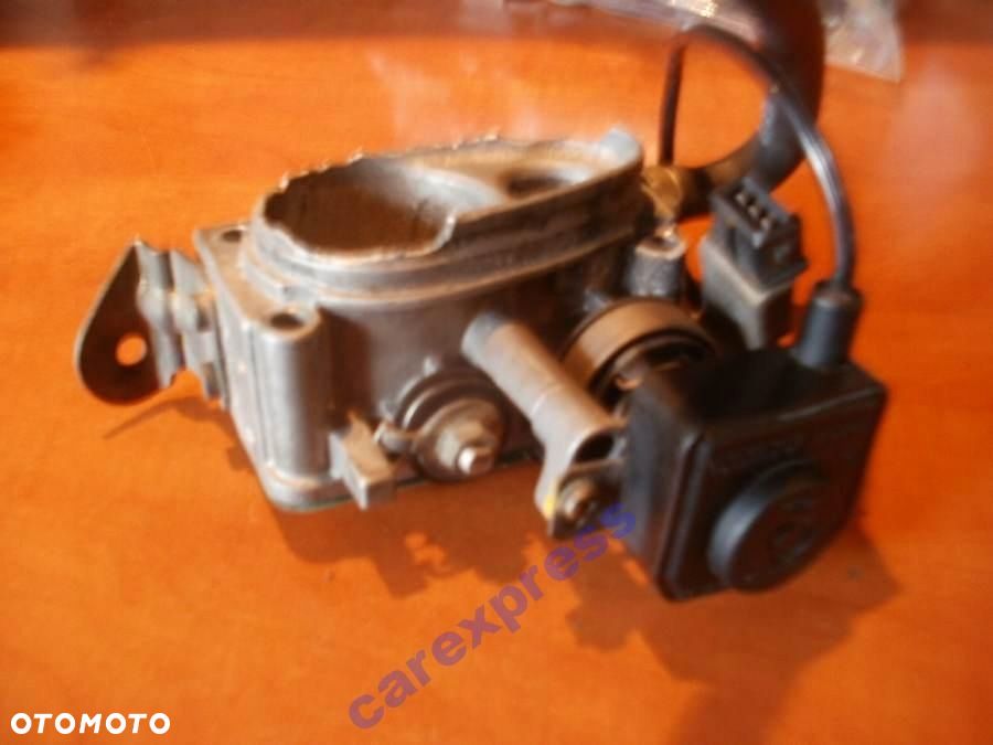 PRZEPUSTNICA VW CORRADO 2.0 16V A6 048133154 - 1