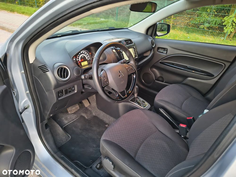 Mitsubishi Space Star 1.2 AS&G Invite CVT - 10
