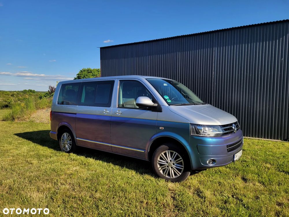 Volkswagen Multivan - 8