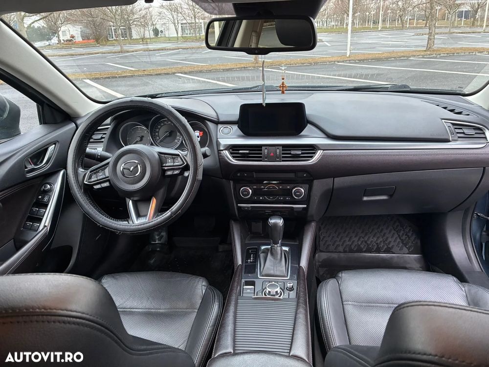 Mazda 6 CD175 AT Revolution Top - 9