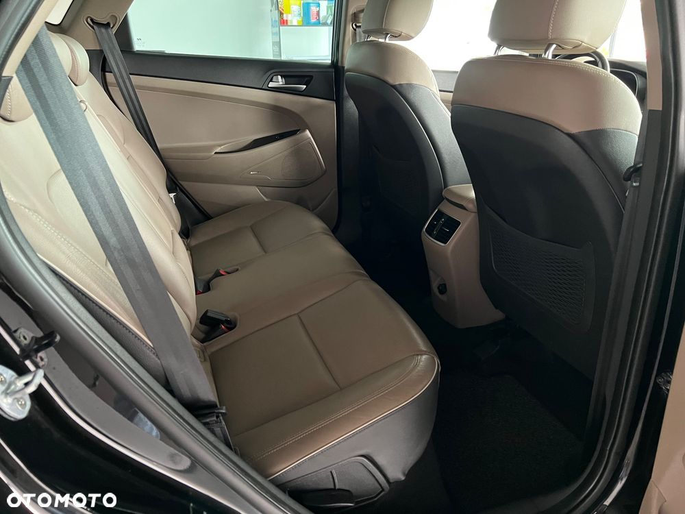 Hyundai Tucson - 32