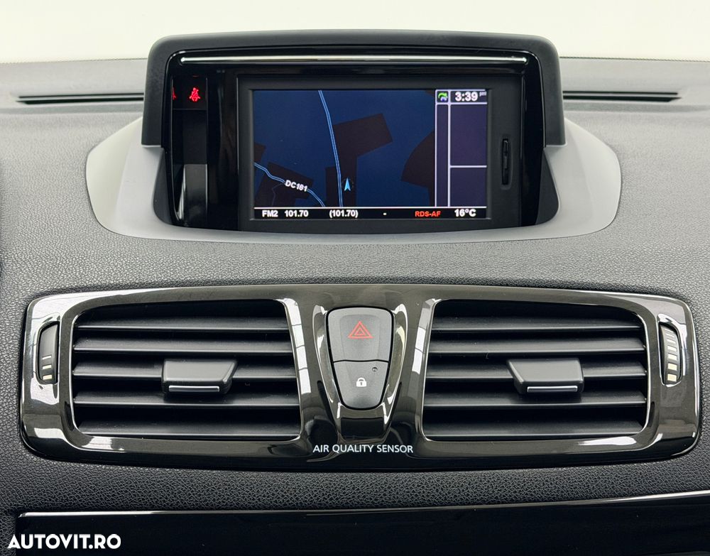 Renault Megane ENERGY dCi 130 BOSE EDITION - 29