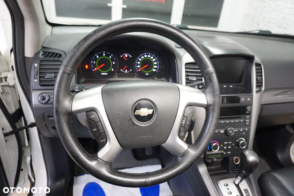 Chevrolet Captiva - 20