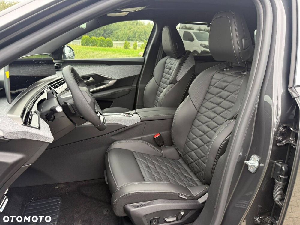 Peugeot 5008 1.2 PureTech mHEV GT Exclusive S&S e-DCS6 - 18