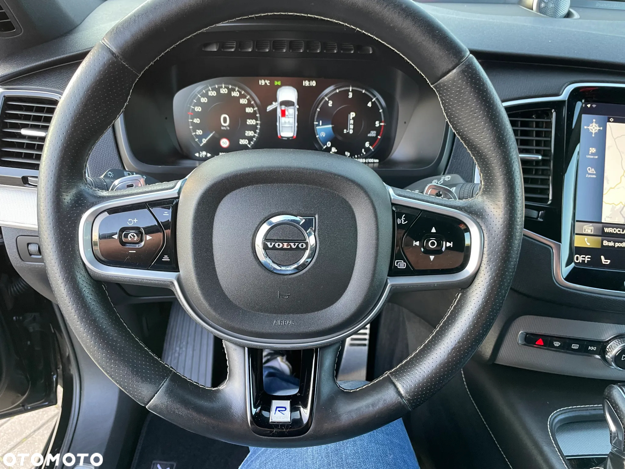 Volvo XC 90 D5 AWD R-Design - 22