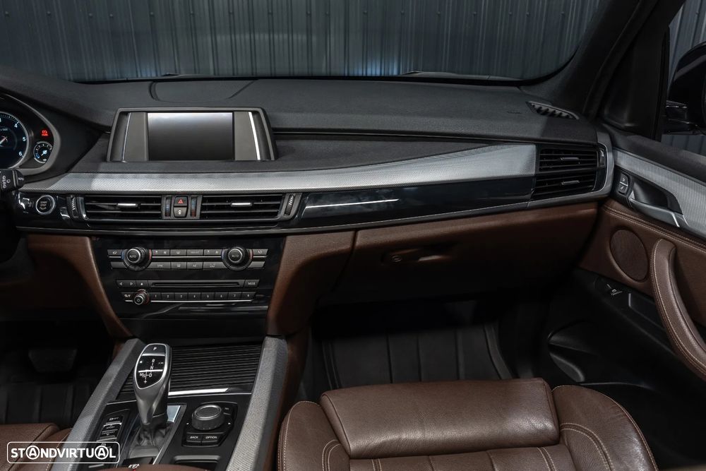 BMW X5 25 d xDrive Pack M - 8