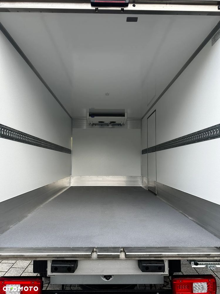 Mercedes-Benz Sprinter - 36