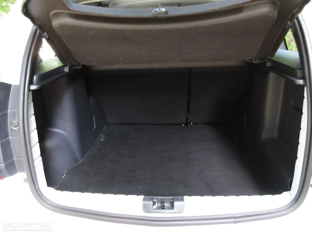 Dacia Duster dCi 110 FAP 4x4 Destination - 16