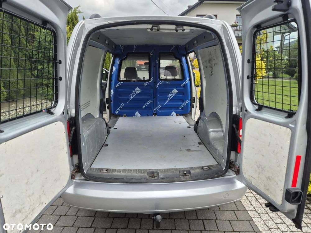 Volkswagen Caddy Maxi - 9