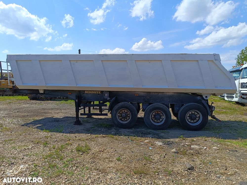 Schmitz Cargobull SKI 24/8.2 - 8